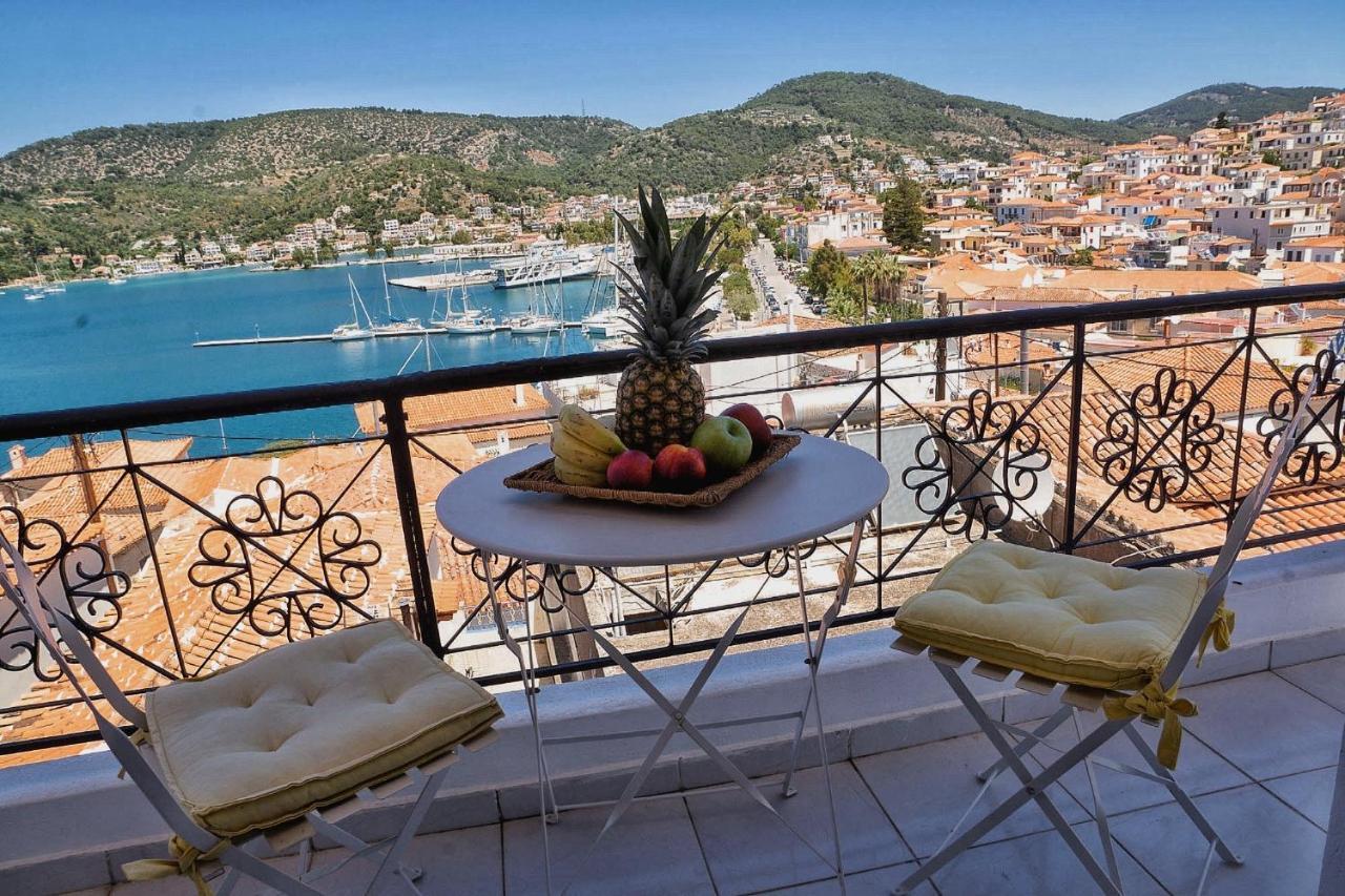 Gigi Rooms Poros Town Bagian luar foto