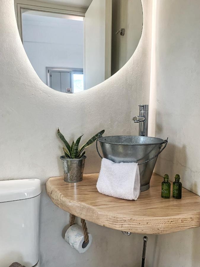 Gigi Rooms Poros Town Bagian luar foto