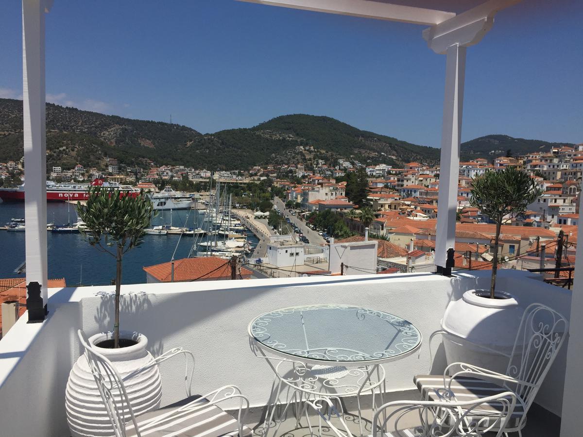 Gigi Rooms Poros Town Bagian luar foto