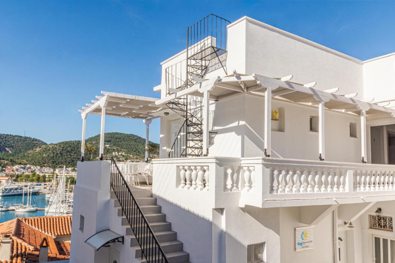 Gigi Rooms Poros Town Bagian luar foto