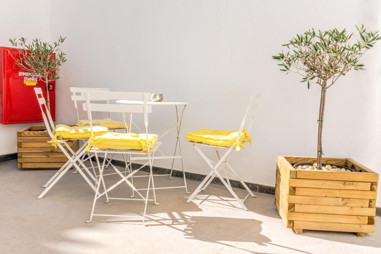 Gigi Rooms Poros Town Bagian luar foto