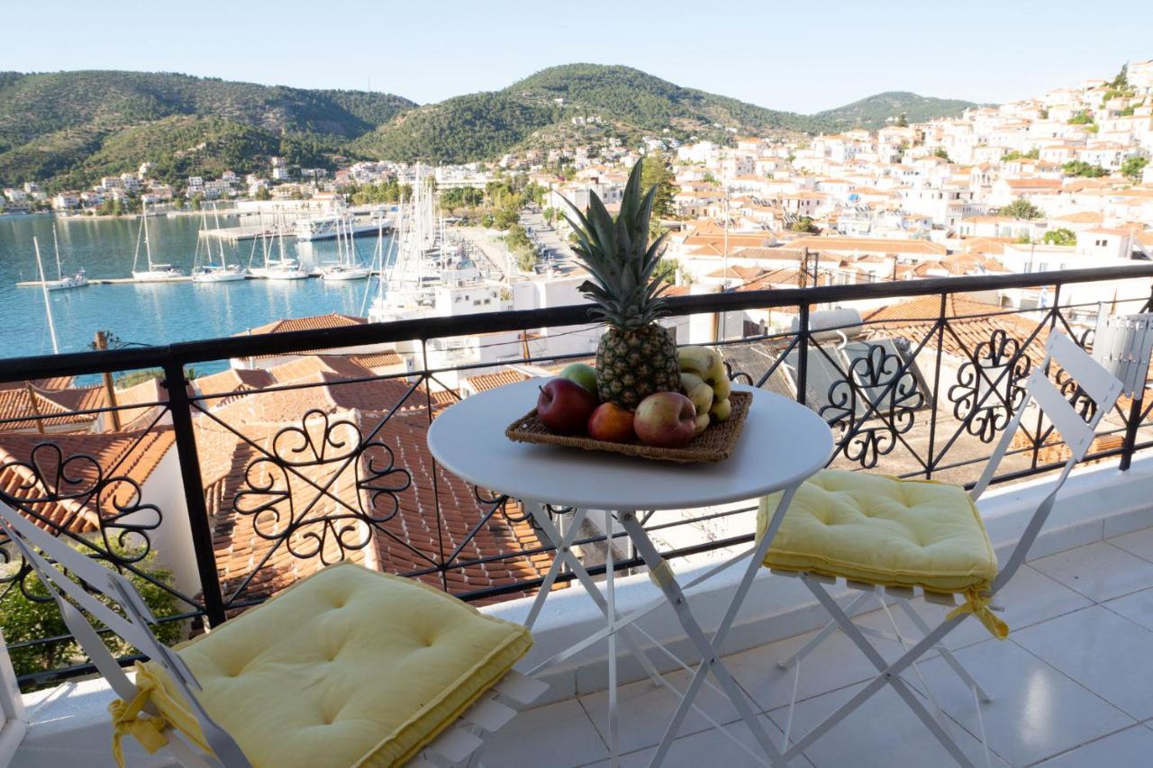 Gigi Rooms Poros Town Bagian luar foto